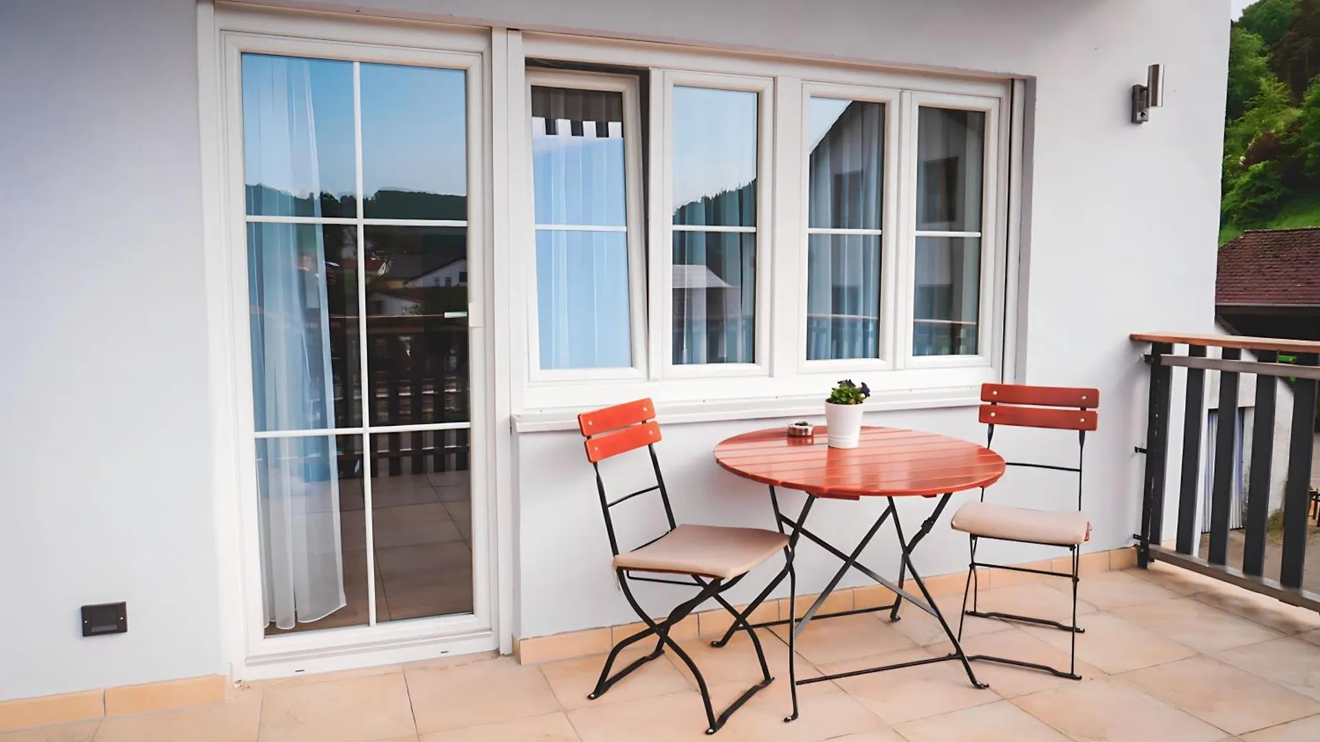 Raffelsteiner Hof Guest House Mornsheim 2*,  Germany