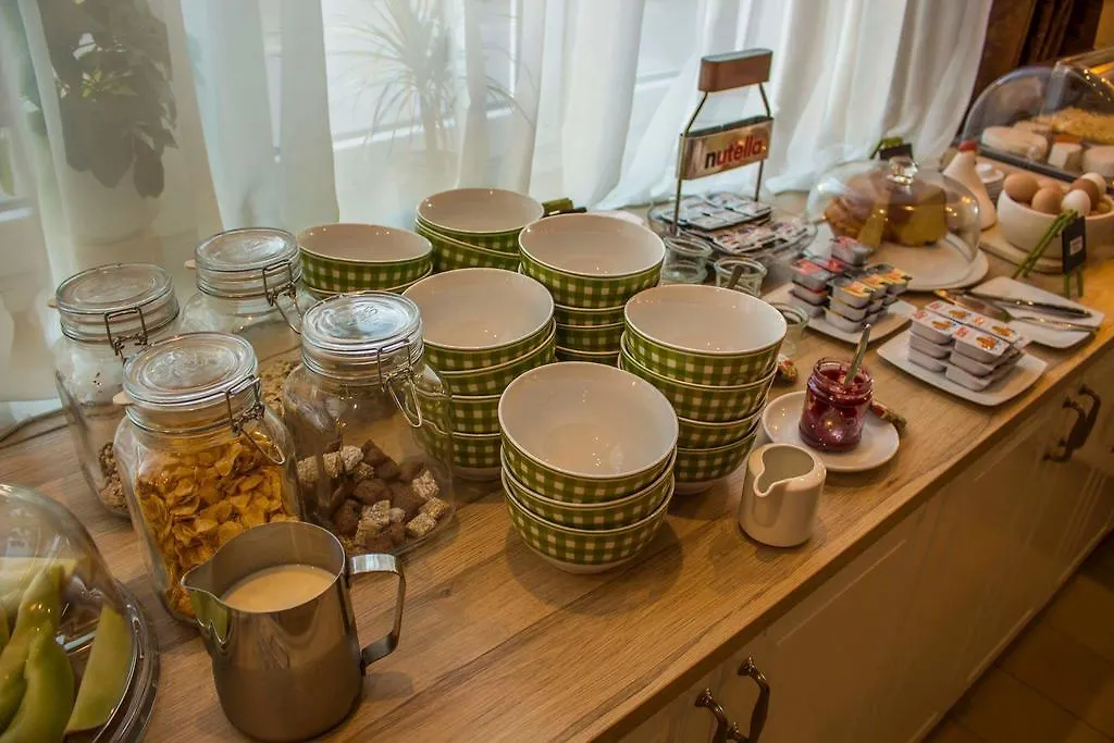 Raffelsteiner Hof Guest House Mornsheim