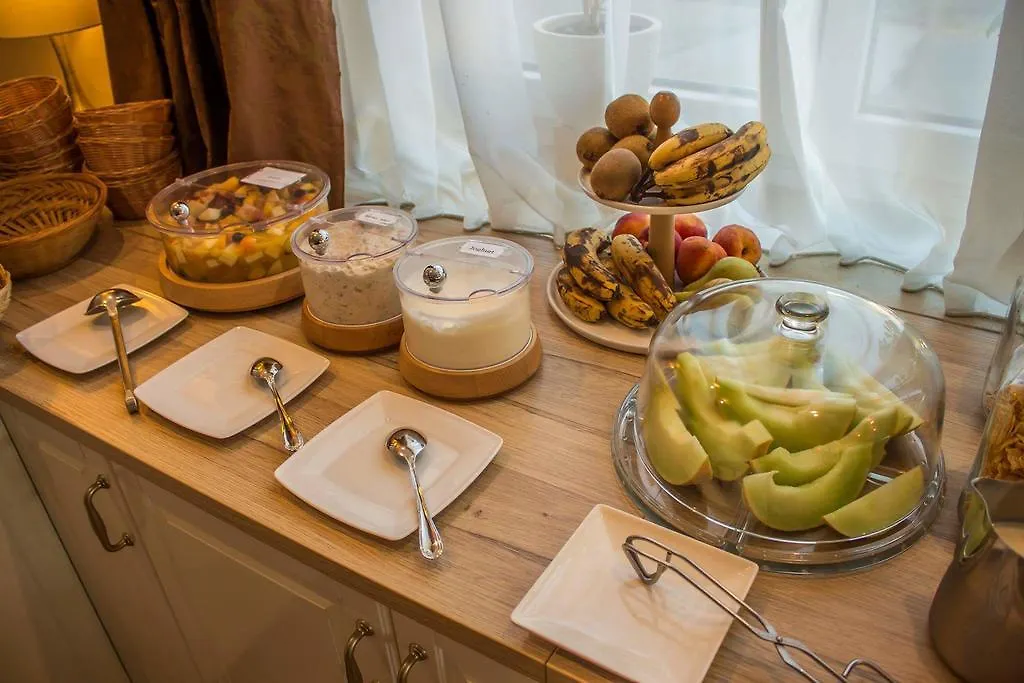 Raffelsteiner Hof Guest House Mornsheim